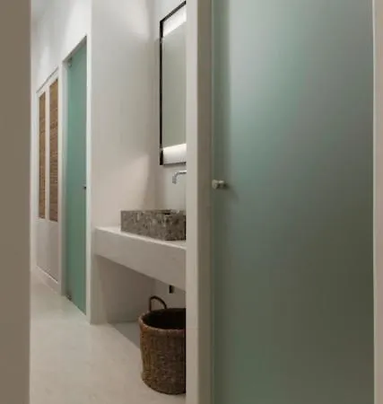 Andros Moments * Batsi