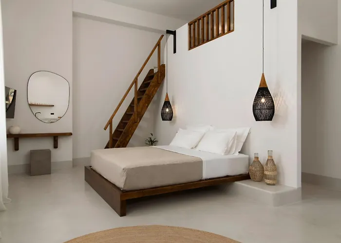 Andros Moments Батси